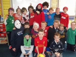 4th class-dressing up-boys